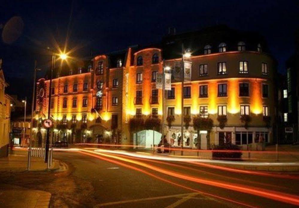 Bracken Court Hotel Balbriggan Exterior foto